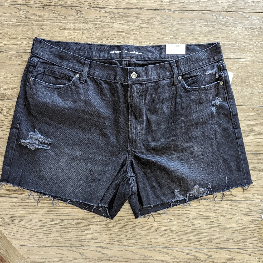 🔥Old Navy High Rise Distressed Slouchy Straight Black Cutoff Jean Shorts